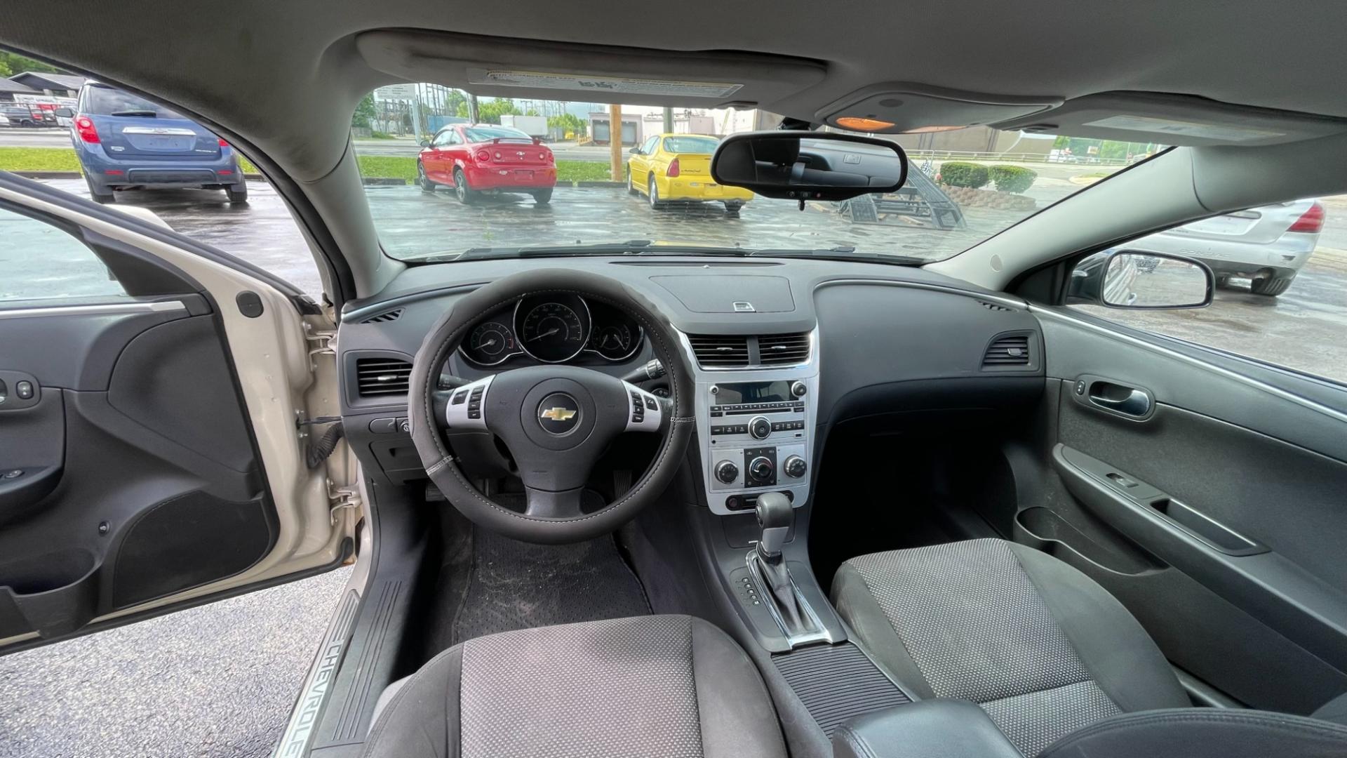 2012 Gold /GRAY Chevrolet Malibu 1LT (1G1ZC5E0XCF) with an 2.4L L4 DOHC 16V engine, 6-Speed Automatic transmission, located at 2710A Westlane Rd., Indianapolis, IN, 46268, (317) 291-2000, 39.885670, -86.208160 - Photo#7